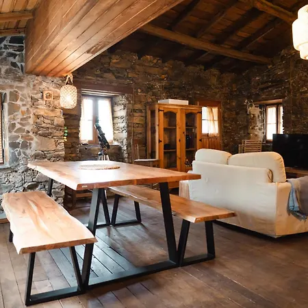 Casa Dos Desenhos Holiday home *