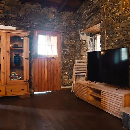 Casa Dos Desenhos Holiday home *